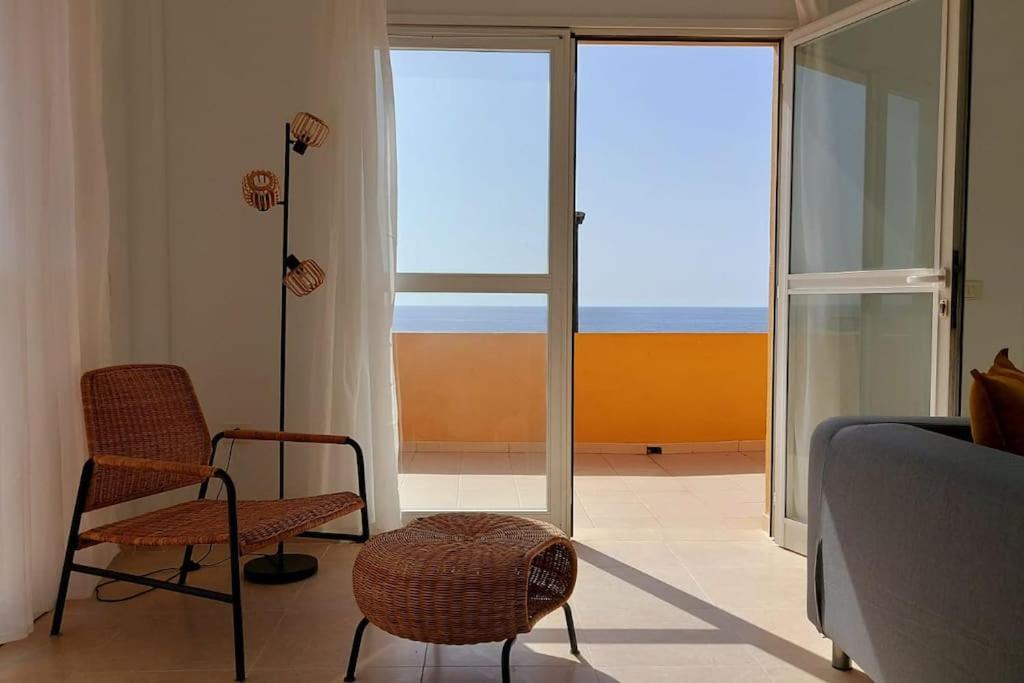 La Marea Baja Apartment Puertito de Guimar Luaran gambar