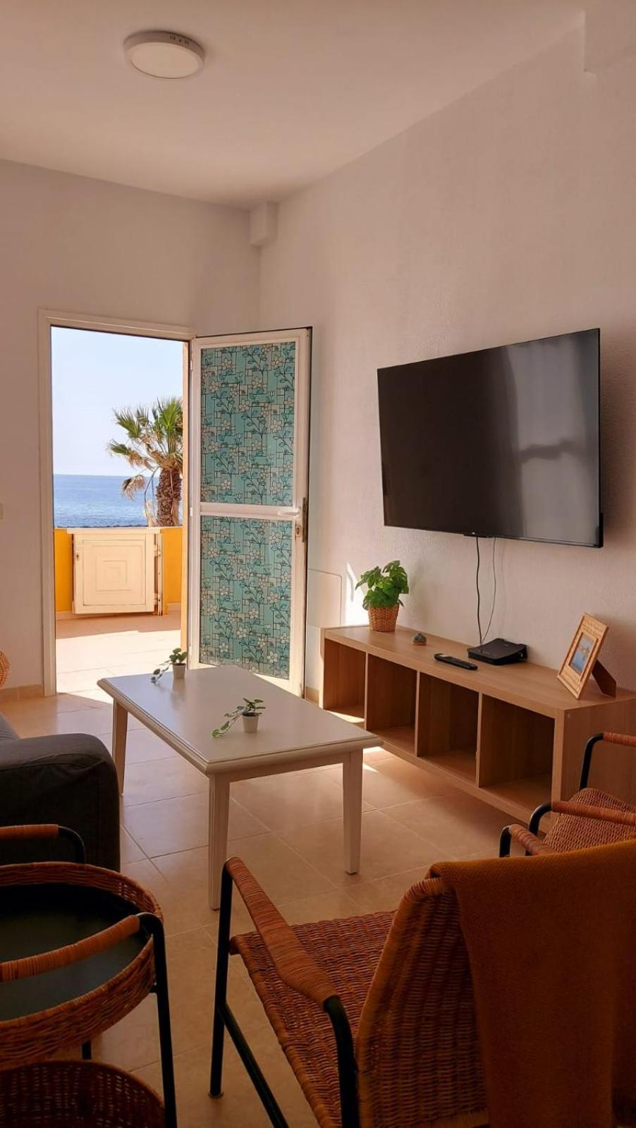 La Marea Baja Apartment Puertito de Guimar Luaran gambar
